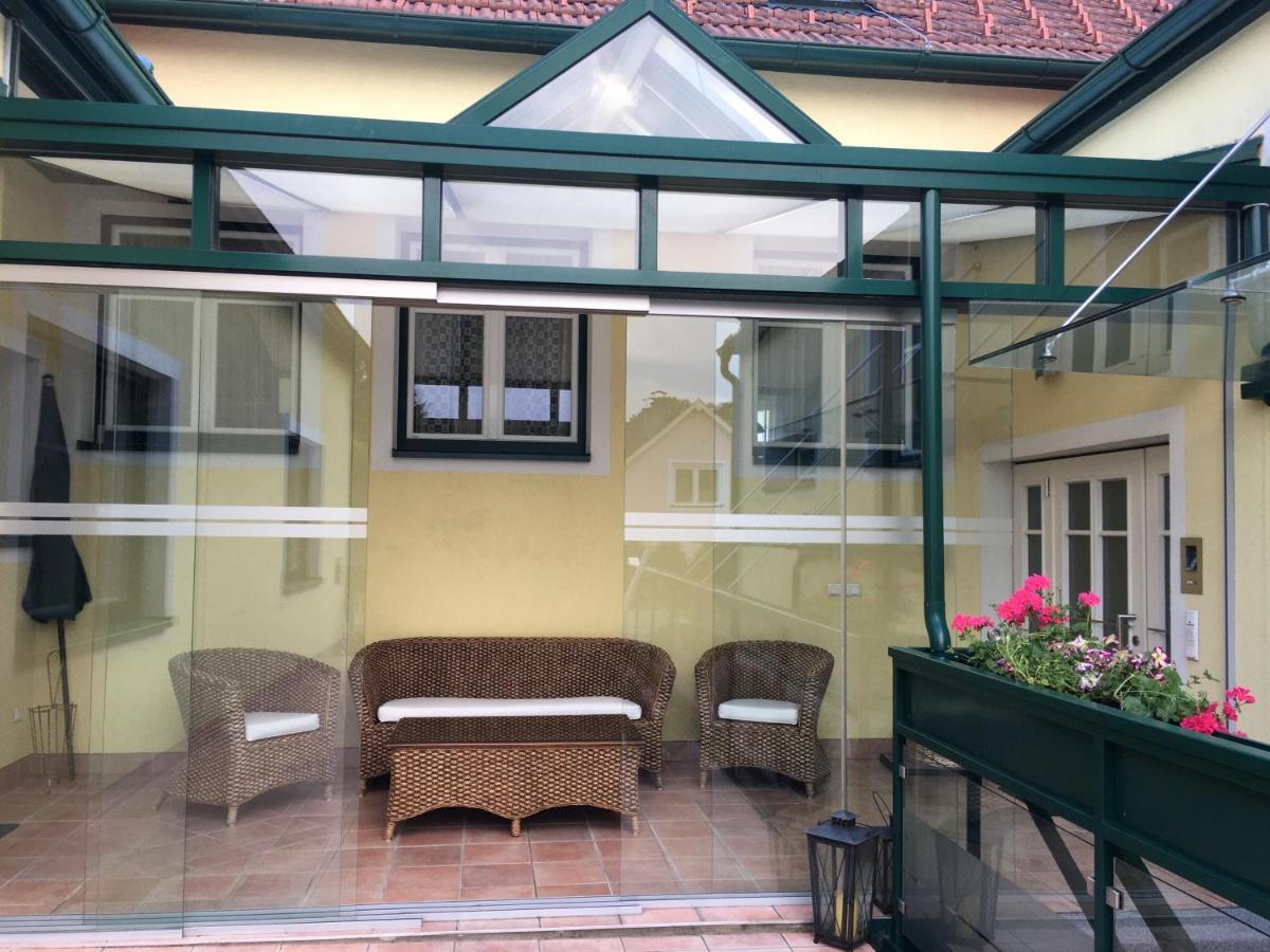 Ferienappartement Regina Schrems  Exterior photo